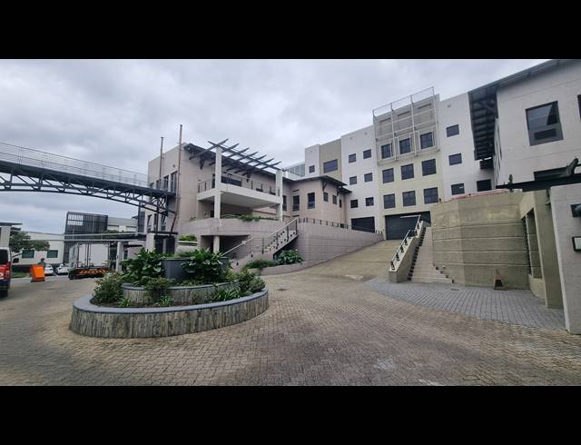 222M² OFFICE TO LET IN CENTURY CITY